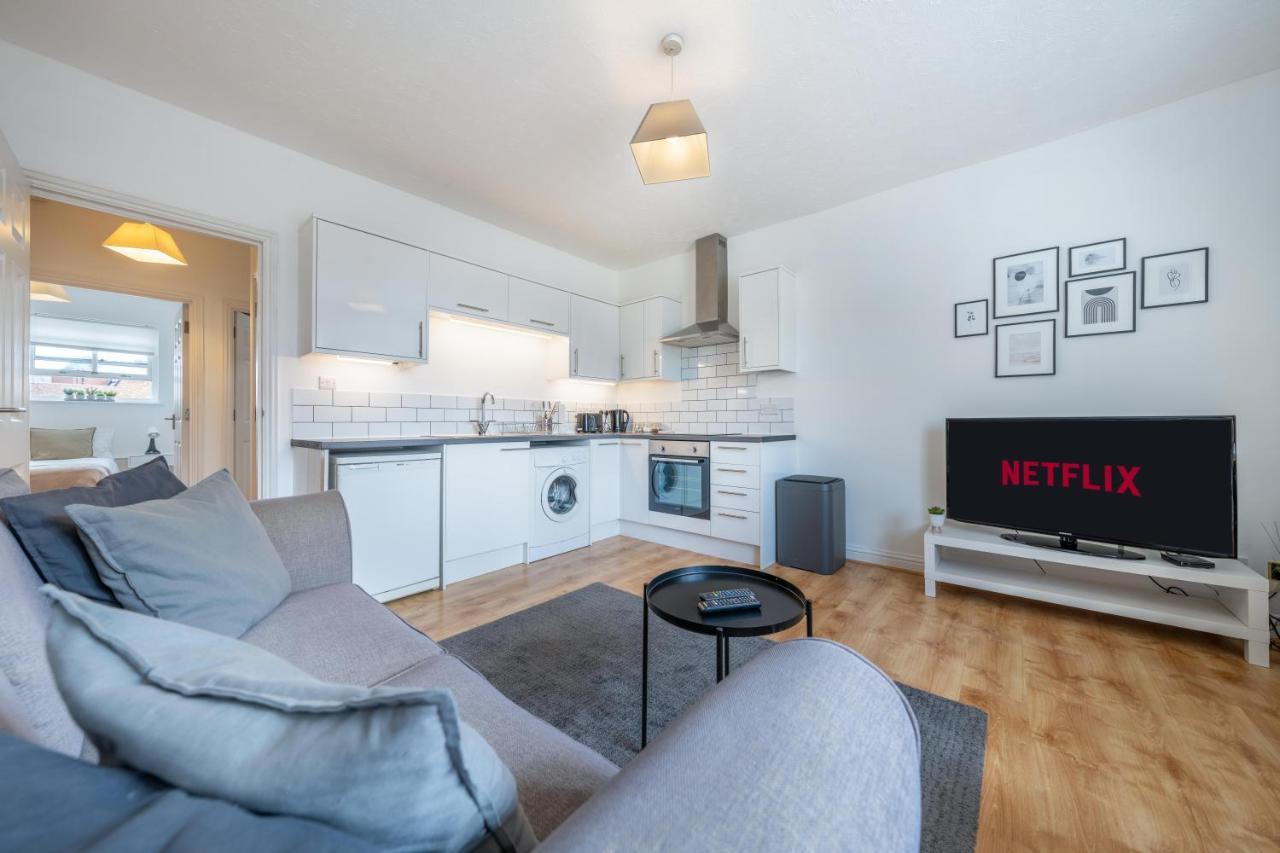 Stansted Airport & Bishops Stortford Town Centre Professional Apartment Bishop's Stortford Dış mekan fotoğraf
