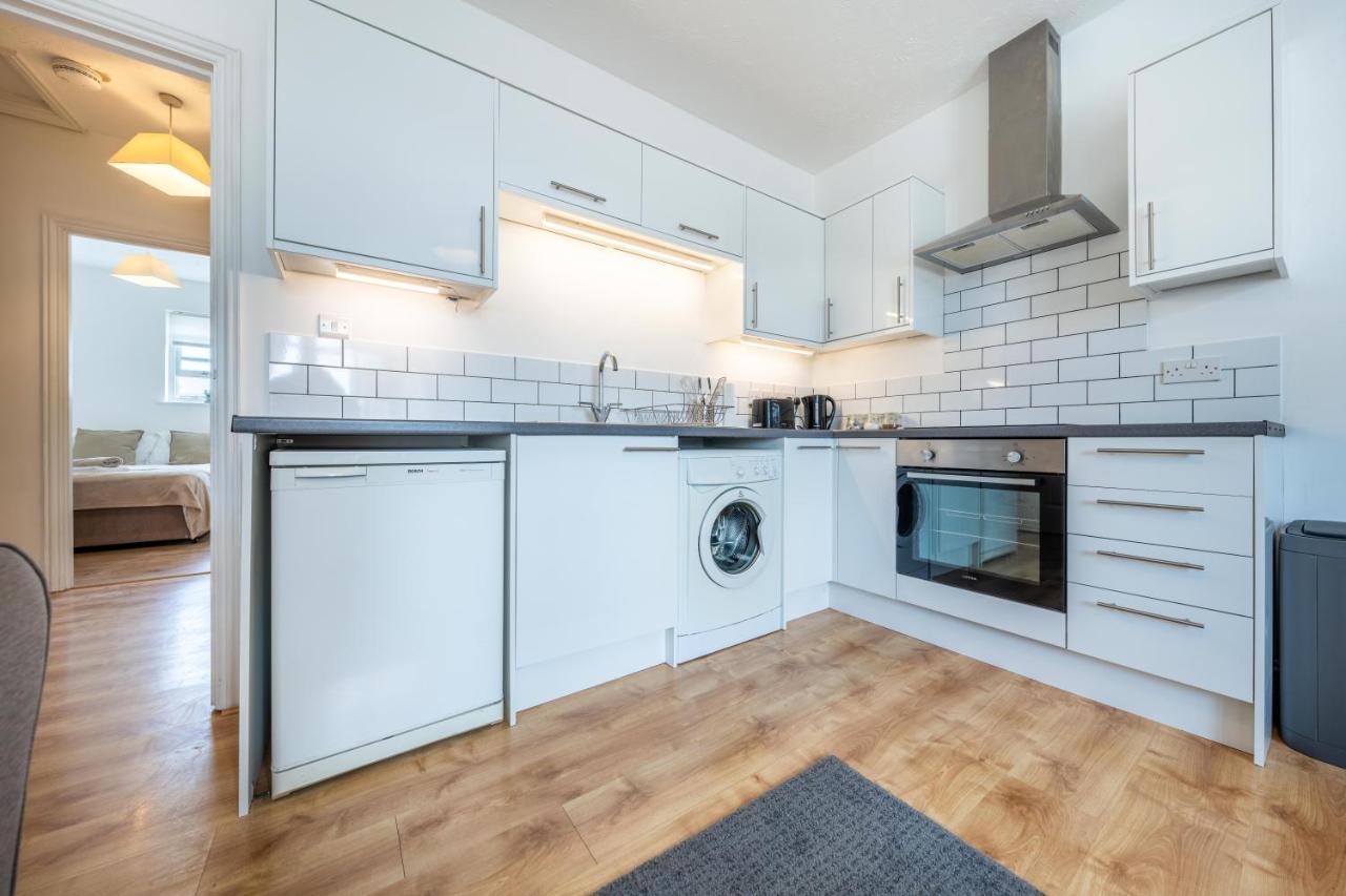 Stansted Airport & Bishops Stortford Town Centre Professional Apartment Bishop's Stortford Dış mekan fotoğraf